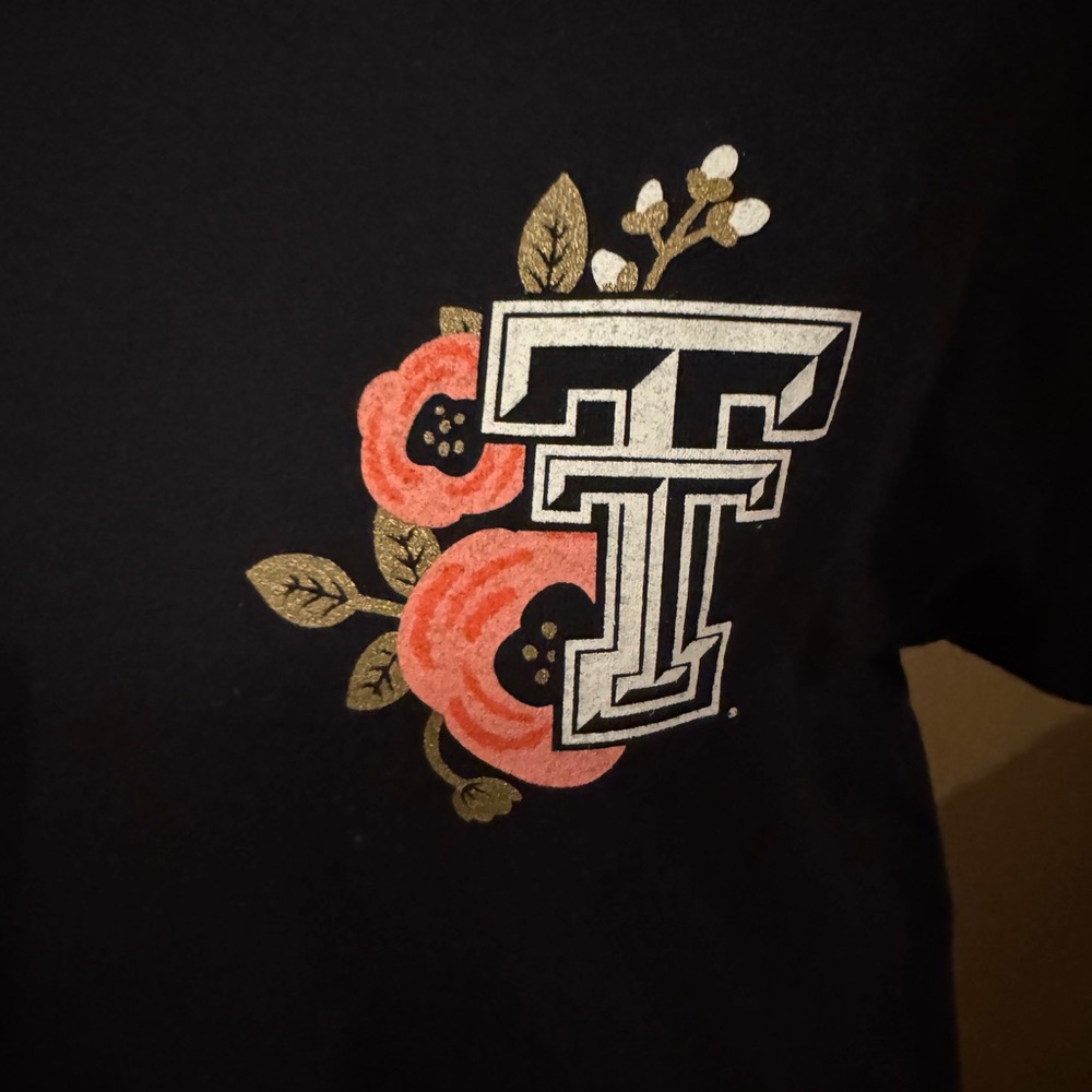 Fruit of the Loom Black Tee with Floral Design